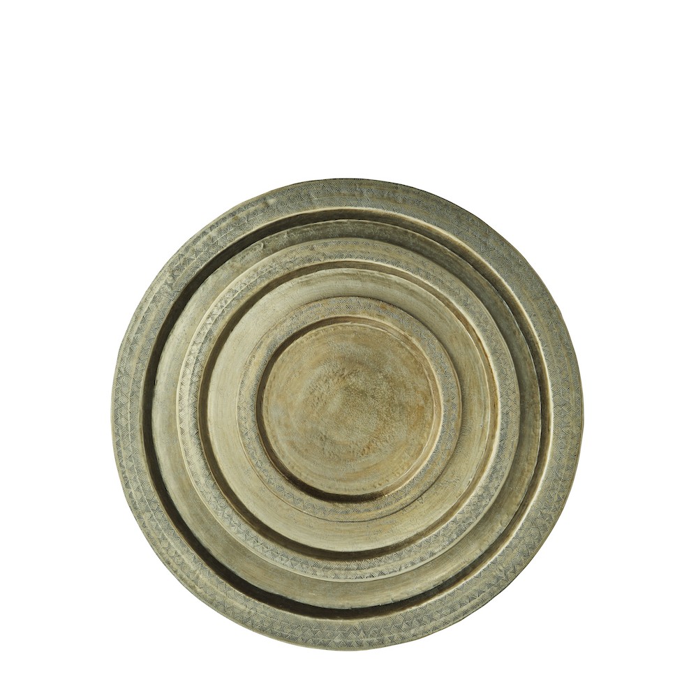 Plateau martelé à la main